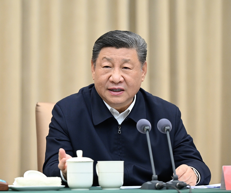 ??2月8日上午，中共中央總書記、國家主席、中央軍委主席習(xí)近平在吉林省長春市聽取吉林省委和省政府工作匯報，發(fā)表了重要講話。